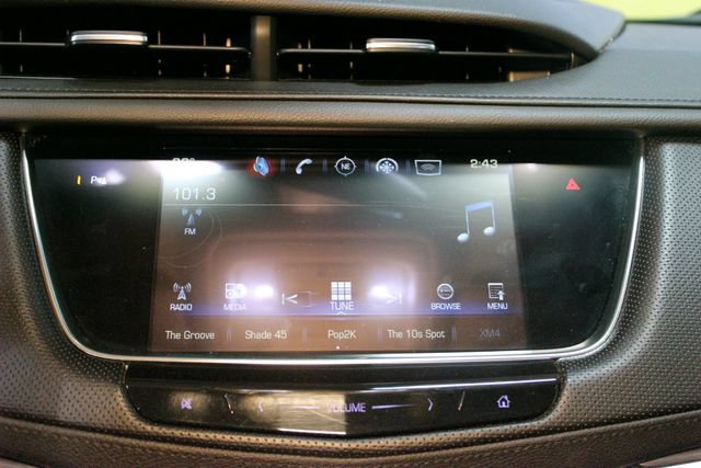 Used 2018 Cadillac XT5 Luxury w/ Driver Awareness Package AWD/4WD image 29