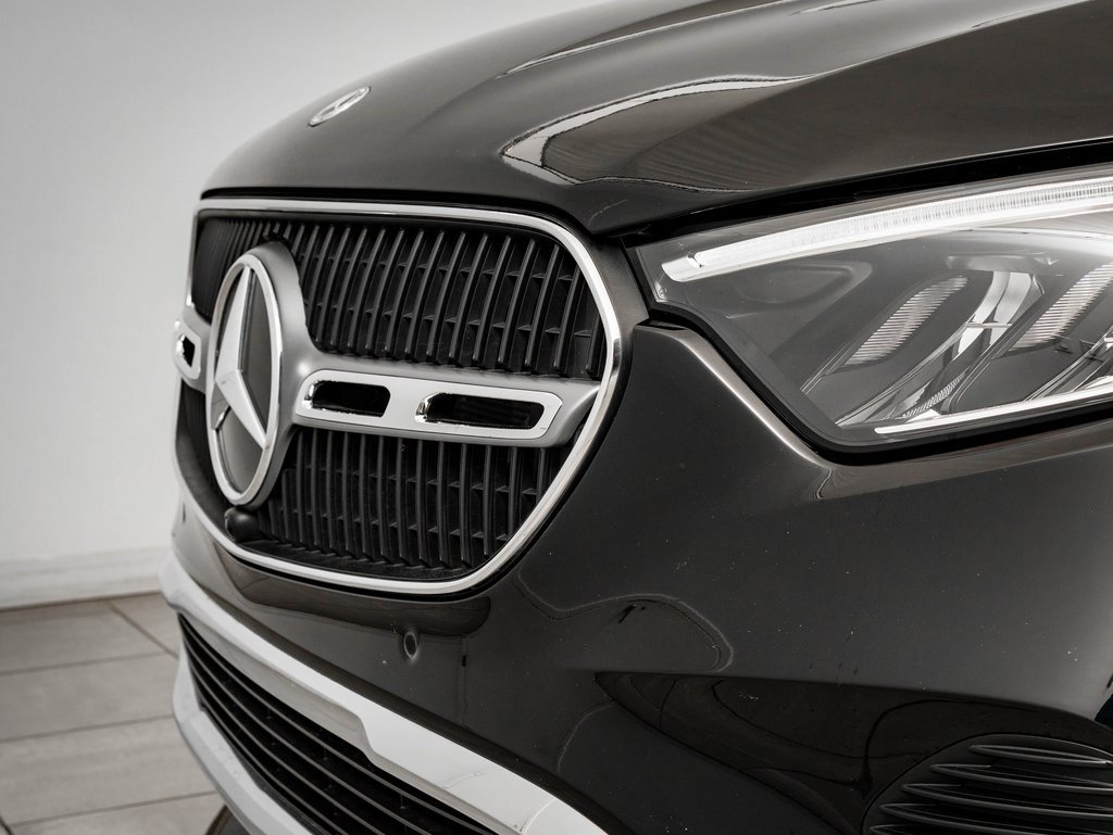 Certified 2025 Mercedes-Benz GLC 300 GLC 300 image 3