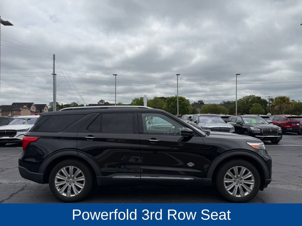 Used 2022 Ford Explorer King Ranch RWD image 2