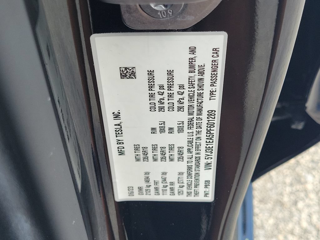 Used 2023 Tesla Model 3 Standard Range RWD image 27