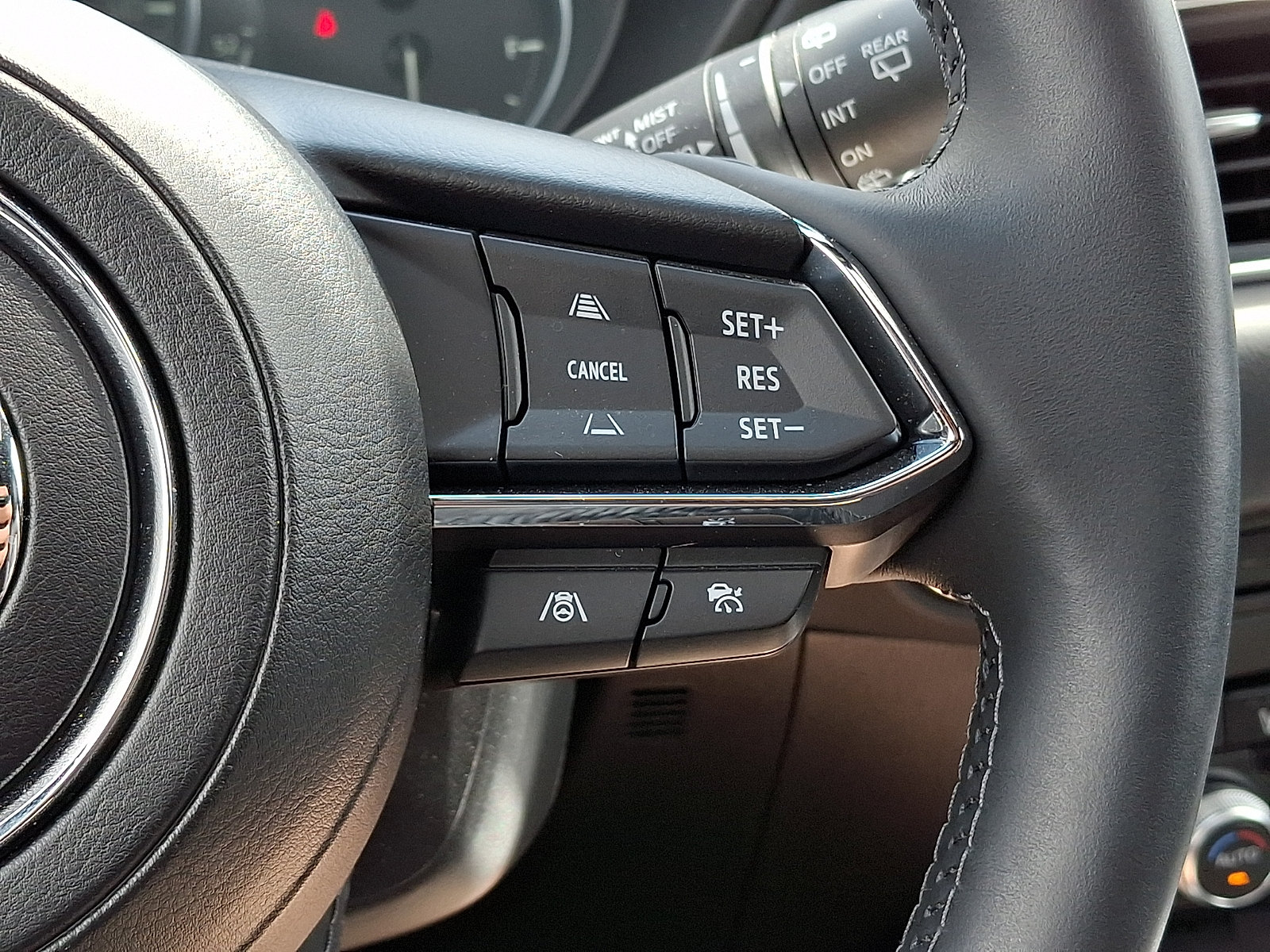 Used 2024 MAZDA CX-5 Signature AWD/4WD image 23