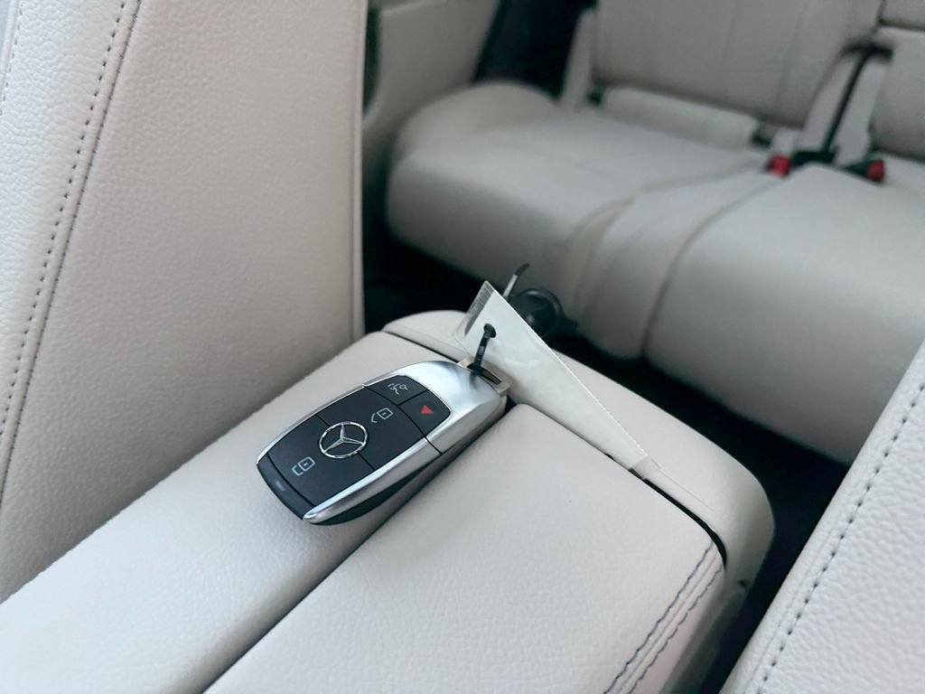 New 2026 Mercedes-Benz GLB 250 image 26