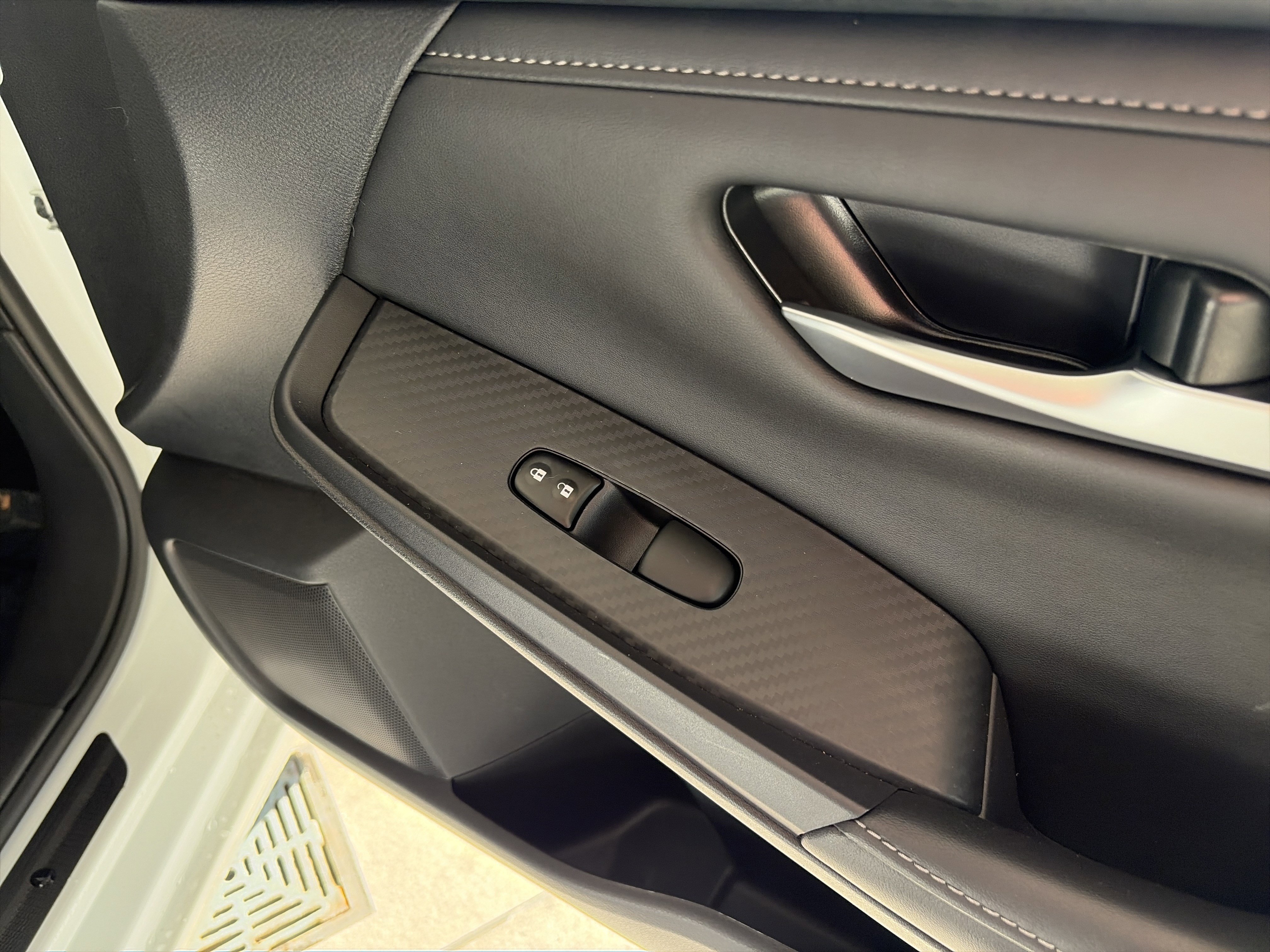 Used 2024 Nissan Sentra SV image 31