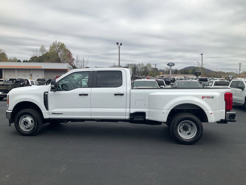 New 2026 Ford F350 XL image 8