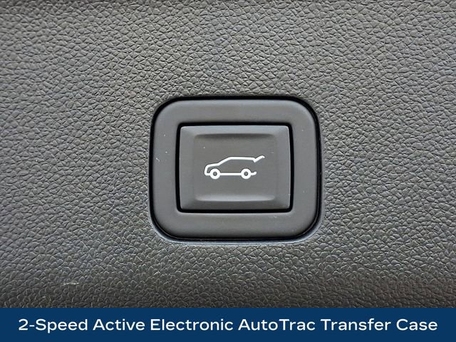 Used 2024 Chevrolet Suburban Z71 w/ Luxury Package AWD/4WD image 24