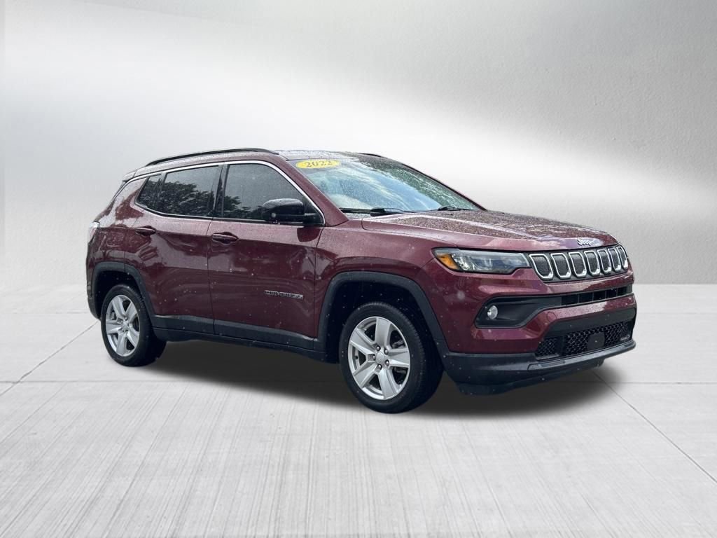 Certified 2022 Jeep Compass Latitude image 3