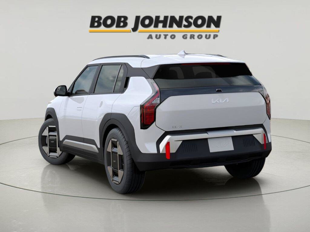 New 2027 Kia EV3 Wind AWD/4WD image 5