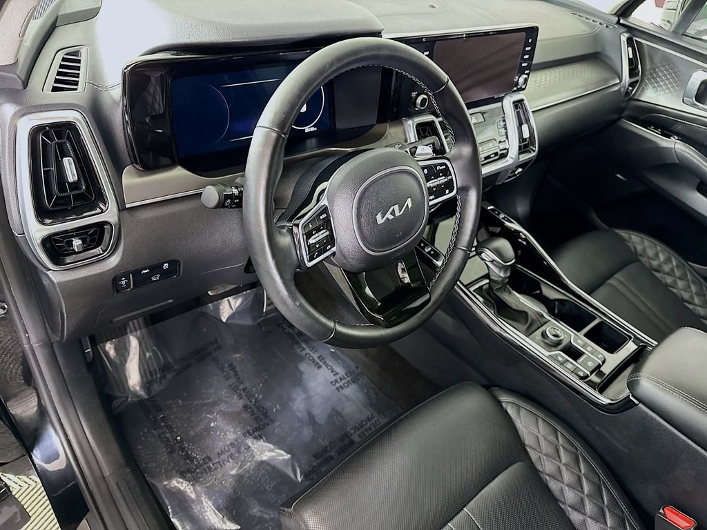 Certified 2023 Kia Sorento SX AWD/4WD image 22