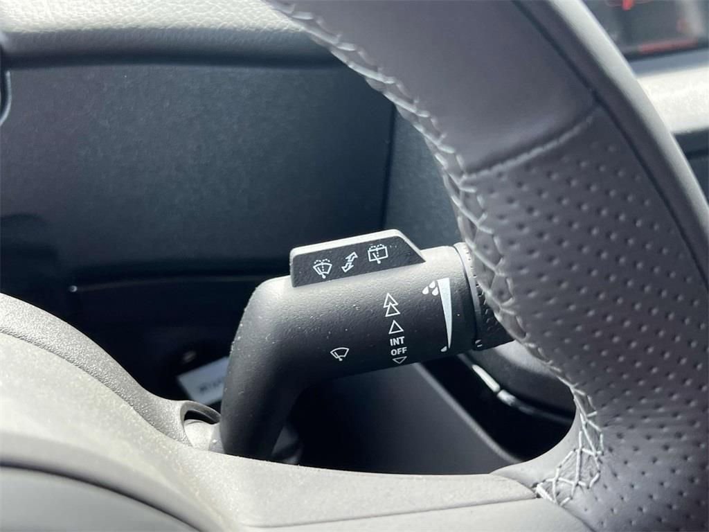 Used 2025 INEOS Grenadier Fieldmaster Edition image 24