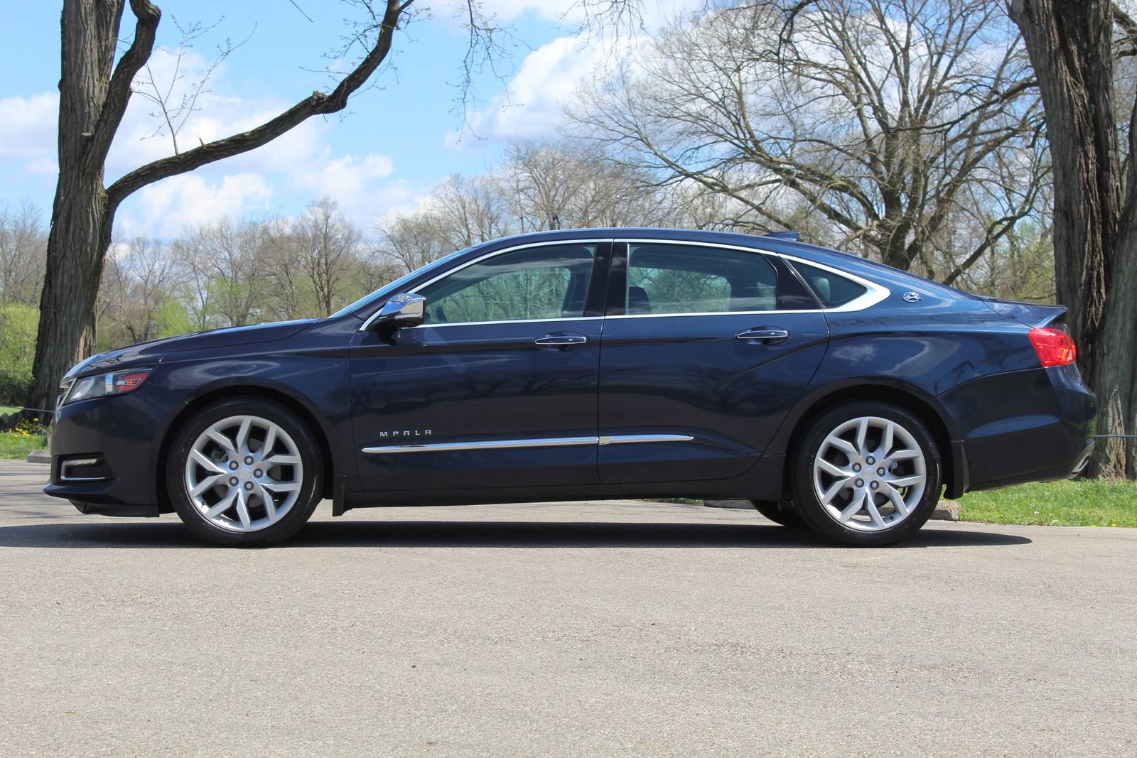 Used 2017 Chevrolet Impala Premier image 4