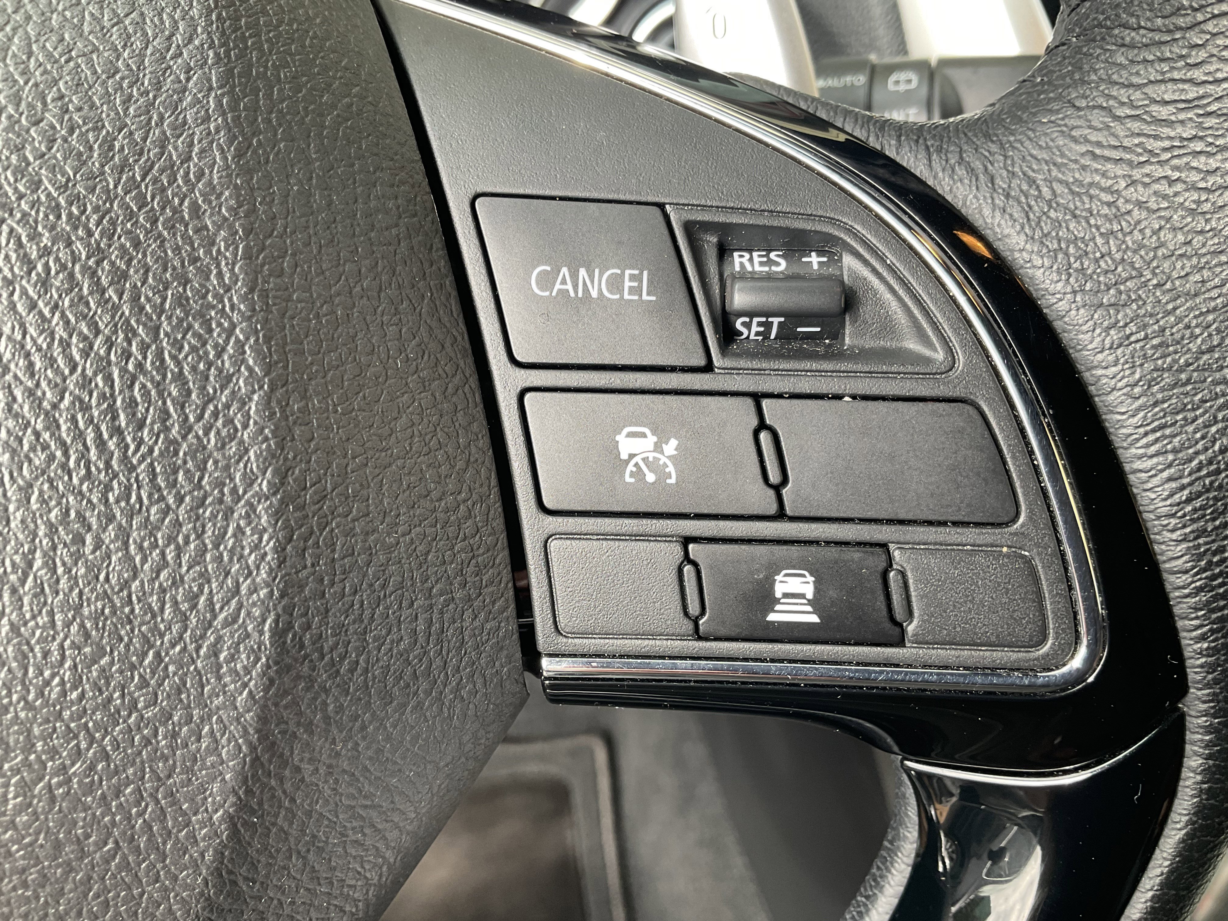 Used 2024 Mitsubishi Eclipse Cross SEL image 32