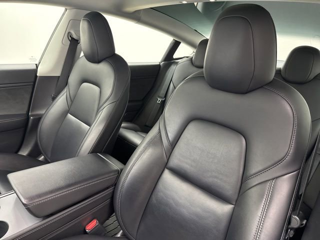 Used 2021 Tesla Model 3 Standard Range Plus image 15