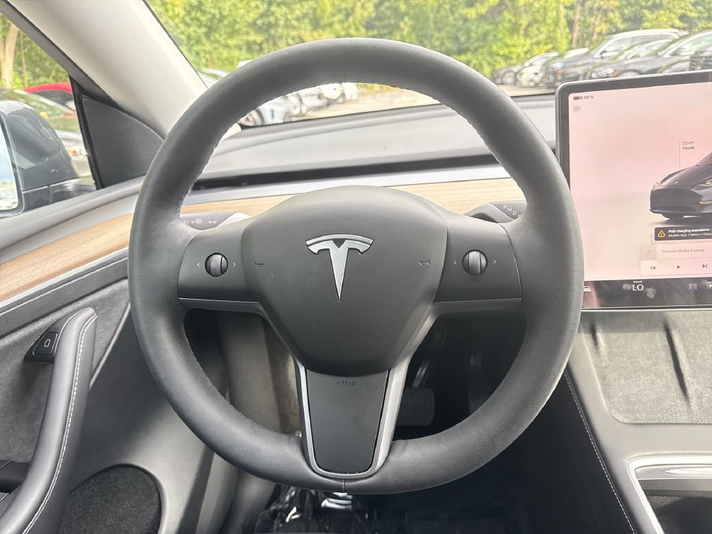 Used 2023 Tesla Model Y Long Range AWD/4WD image 11