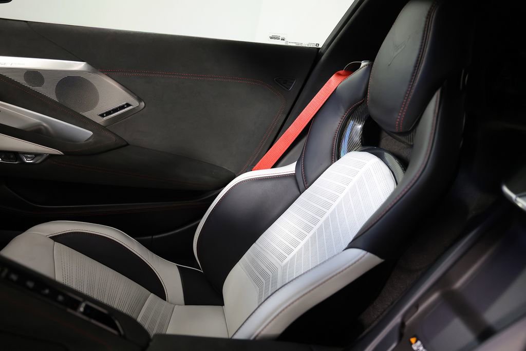 Used 2023 Chevrolet Corvette Stingray Premium Cpe w/ Z51 Performance Package RWD image 34