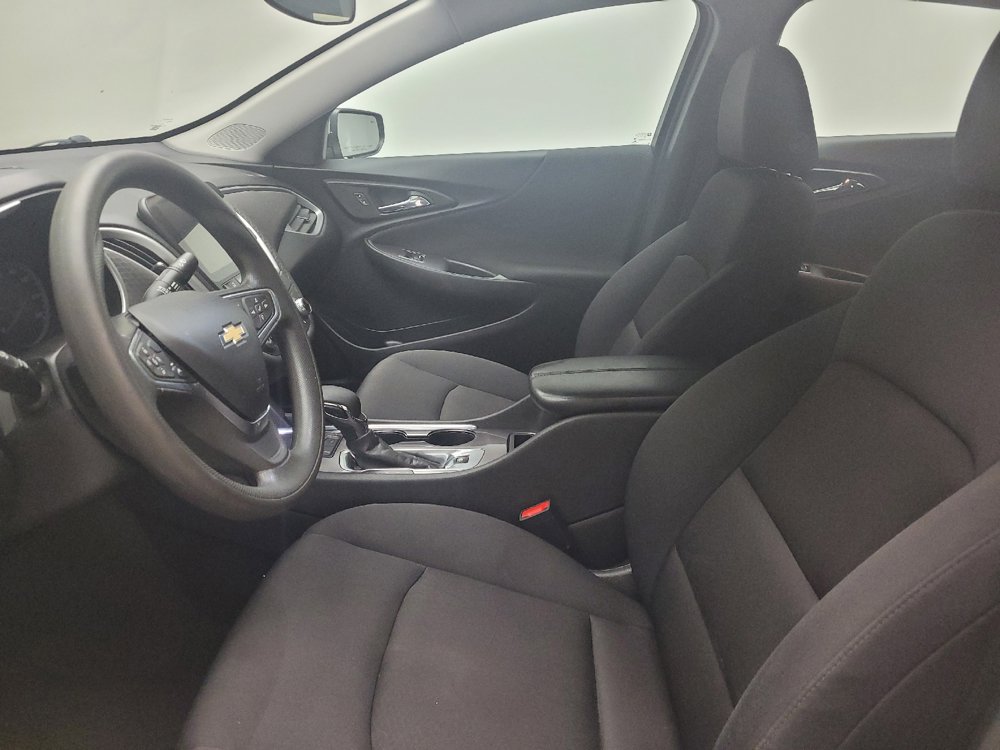 Used 2023 Chevrolet Malibu LT w/ Driver Confidence Package FWD image 17