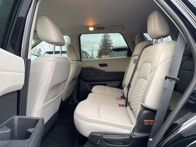 Certified 2023 Nissan Pathfinder SV image 11