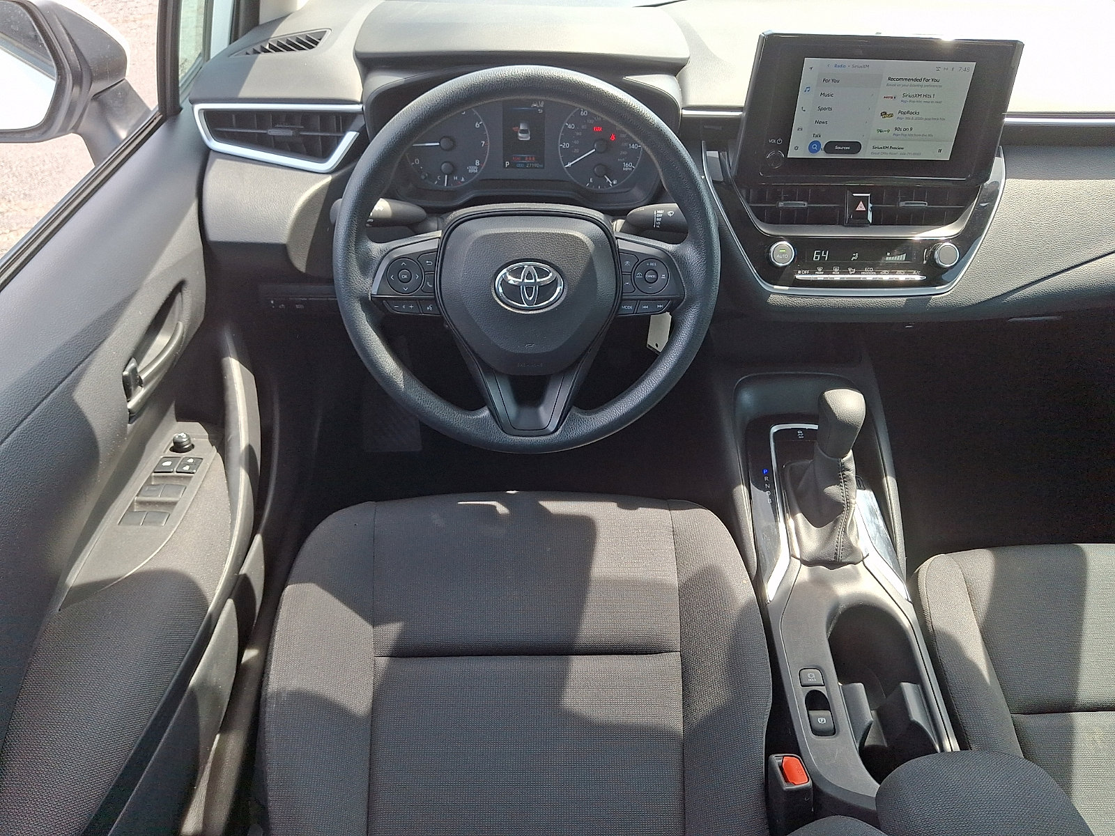 Used 2024 Toyota Corolla LE FWD image 12