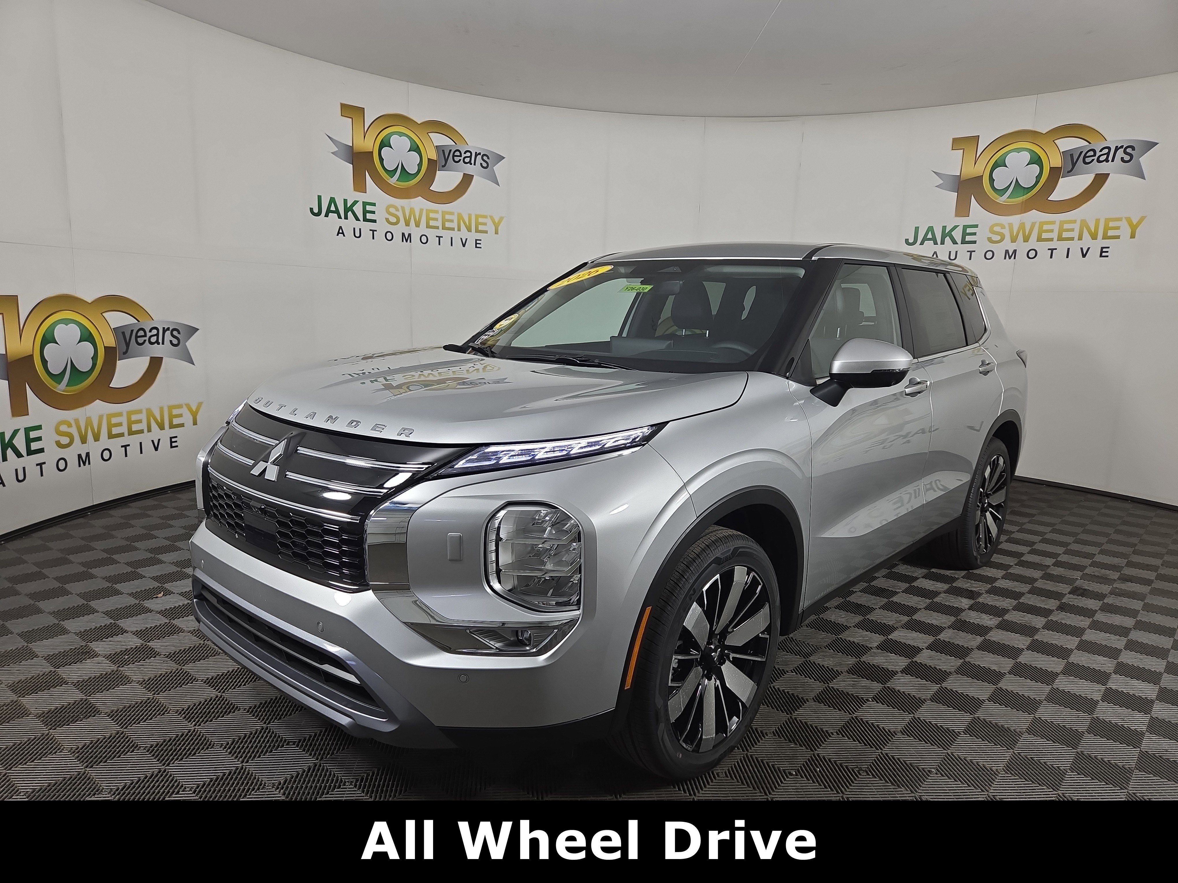 New 2026 Mitsubishi Outlander SE AWD/4WD image 3