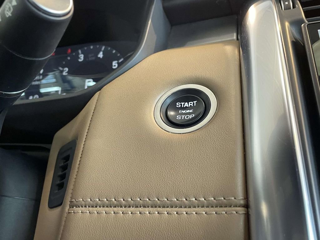 Used 2023 Land Rover Discovery S R-Dynamic image 35