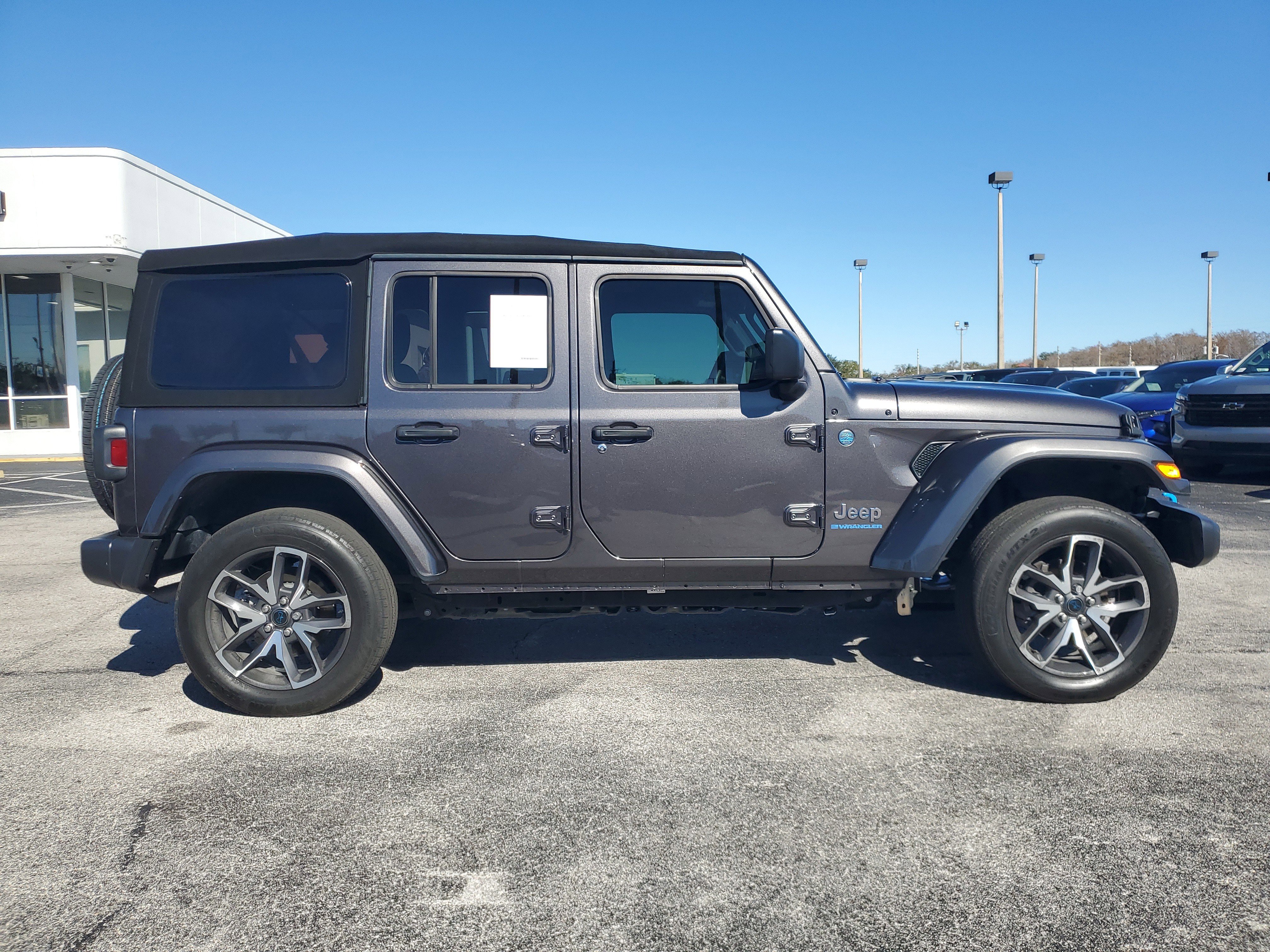 Used 2024 Jeep Wrangler Sport S w/ Convenience Group image 9
