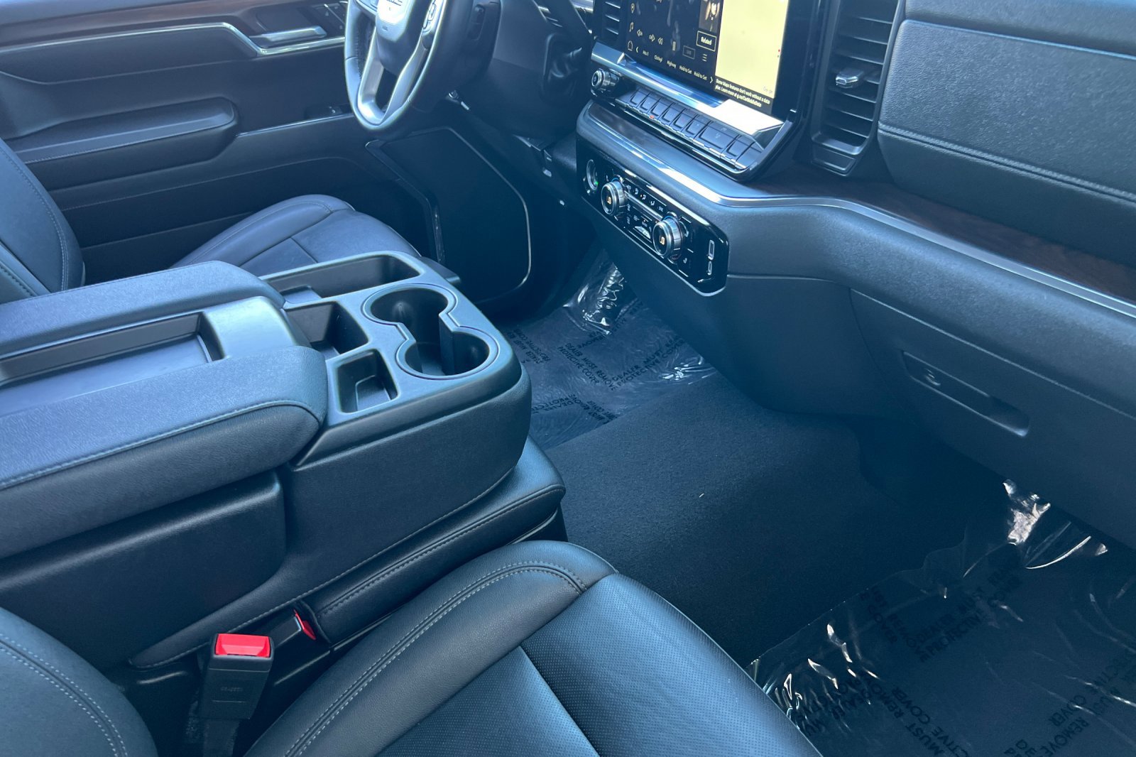 Used 2024 GMC Sierra 1500 SLT image 14