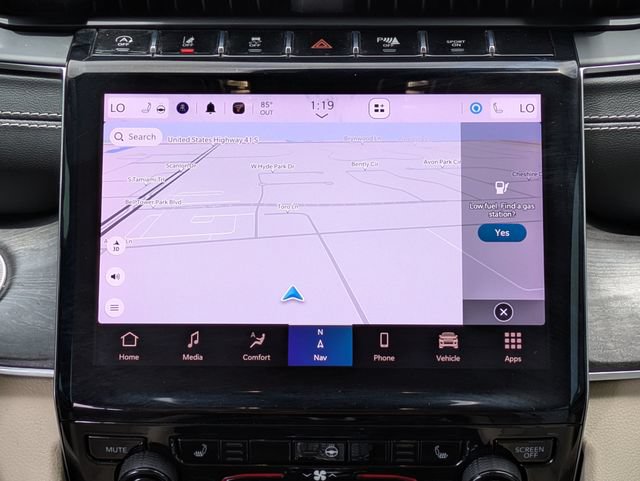 Certified 2022 Jeep Grand Cherokee L Limited RWD image 14