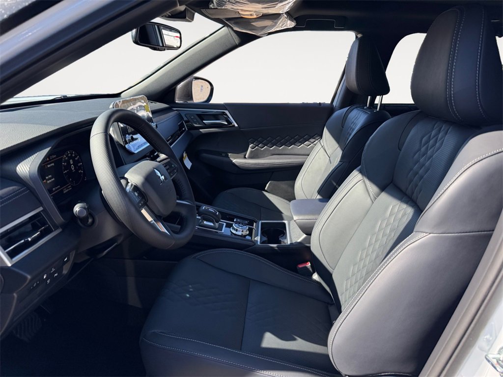 New 2025 Mitsubishi Outlander SEL Black Edition image 9