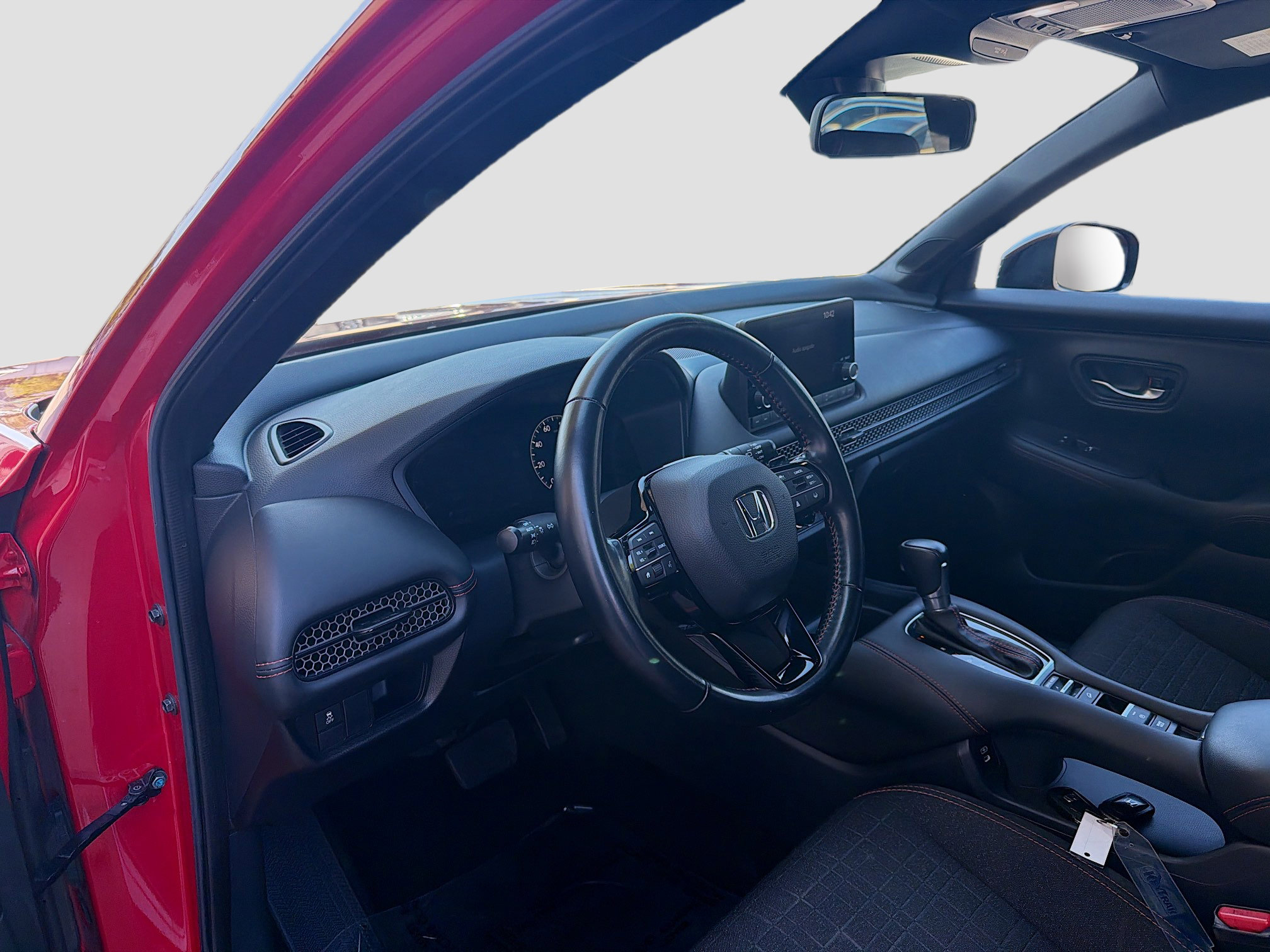 Used 2025 Honda HR-V Sport image 9