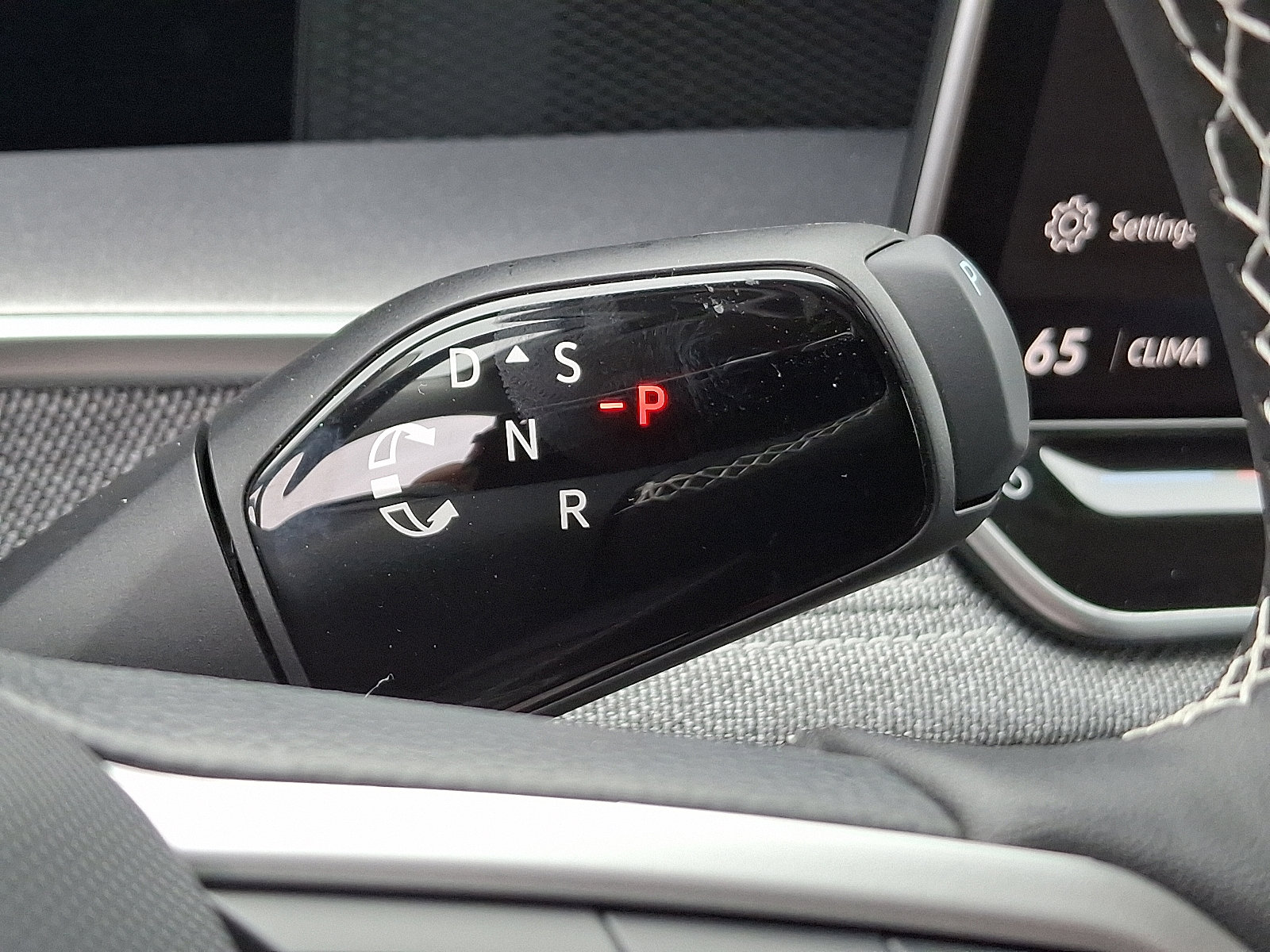 New 2025 Volkswagen Tiguan S AWD/4WD image 7