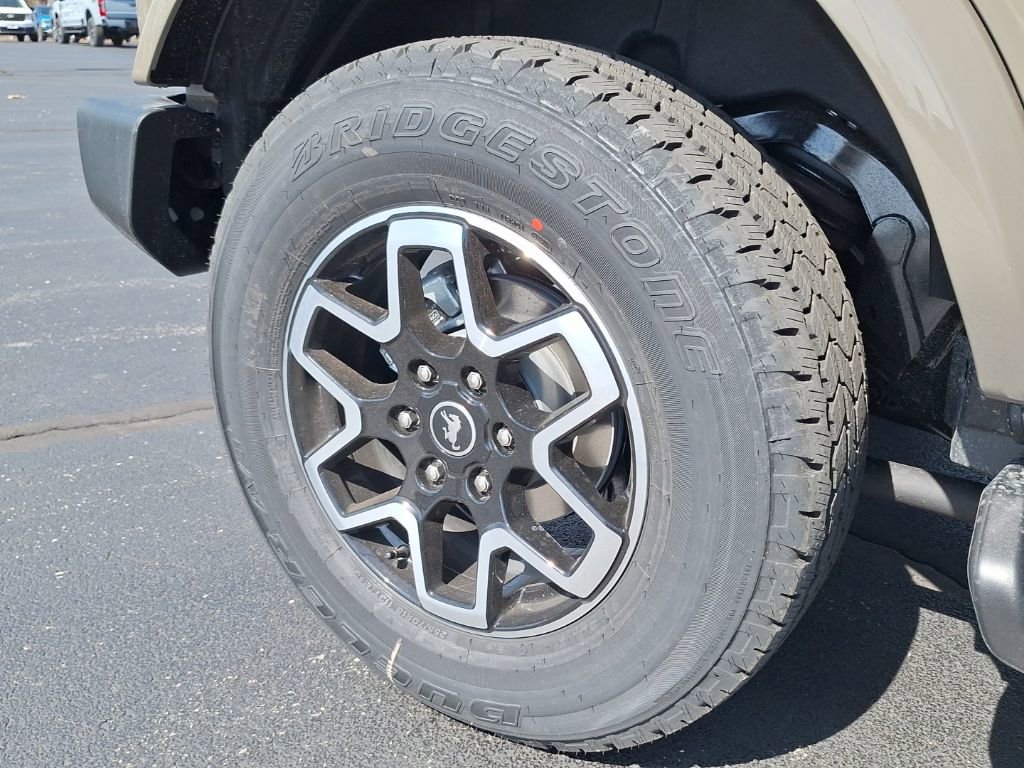 New 2026 Ford Bronco Outer Banks AWD/4WD image 24