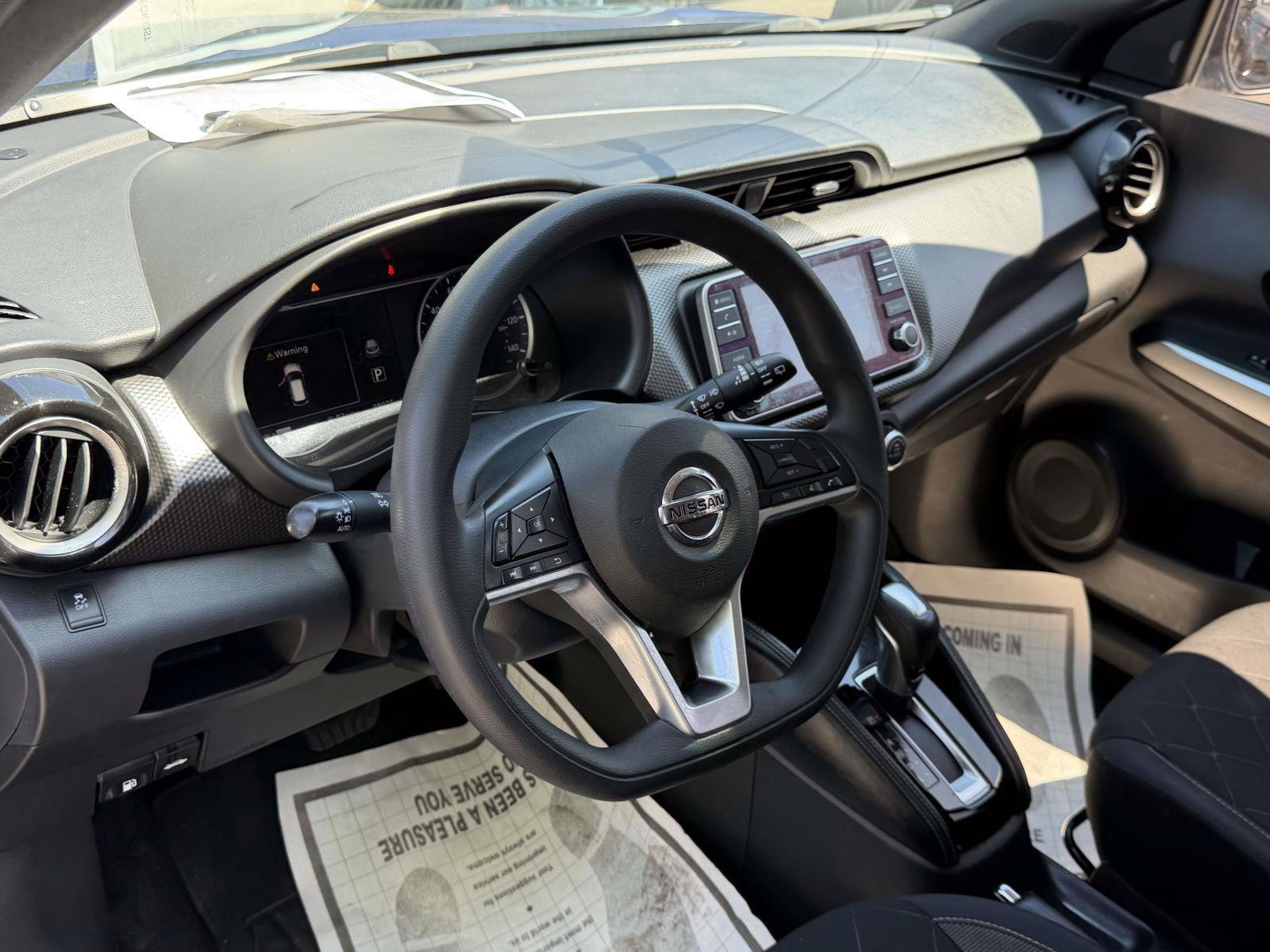 Used 2019 Nissan Kicks SV FWD image 14