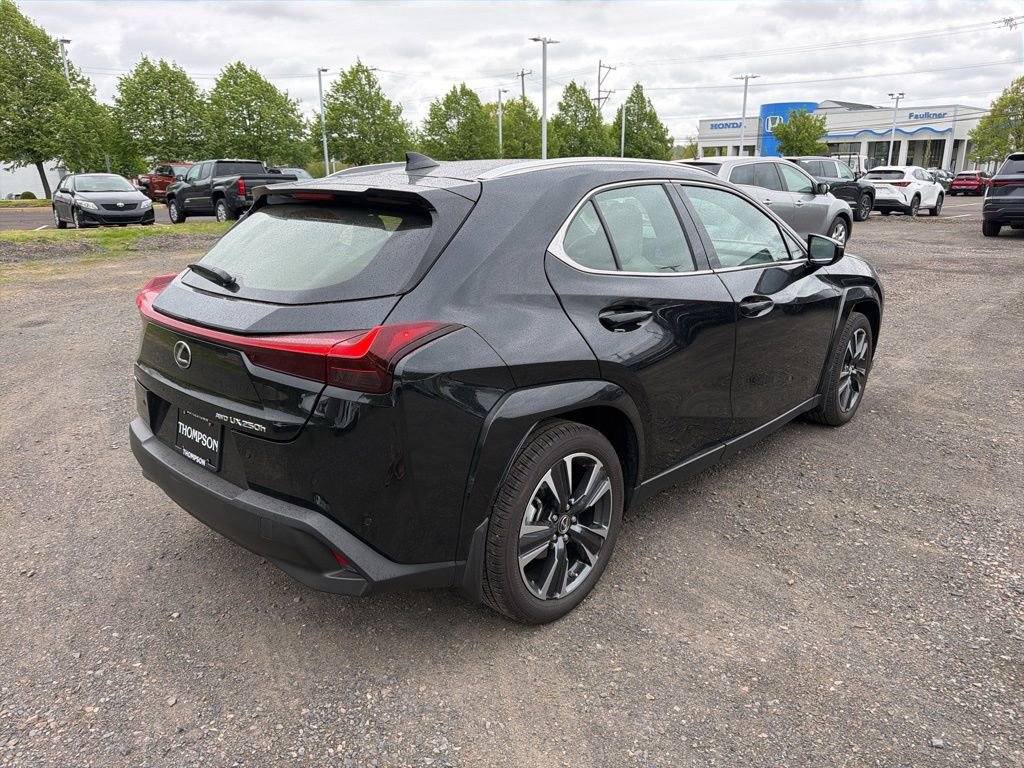 Used 2023 Lexus UX 250h AWD w/ Premium Package image 5