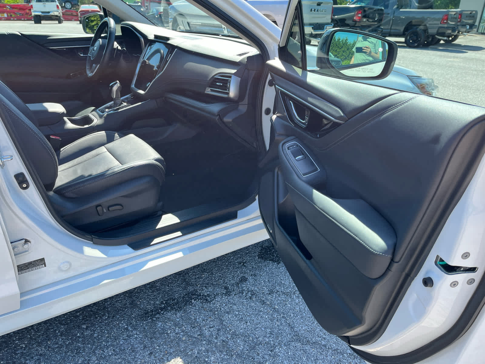 Used 2023 Subaru Legacy Limited AWD/4WD image 31