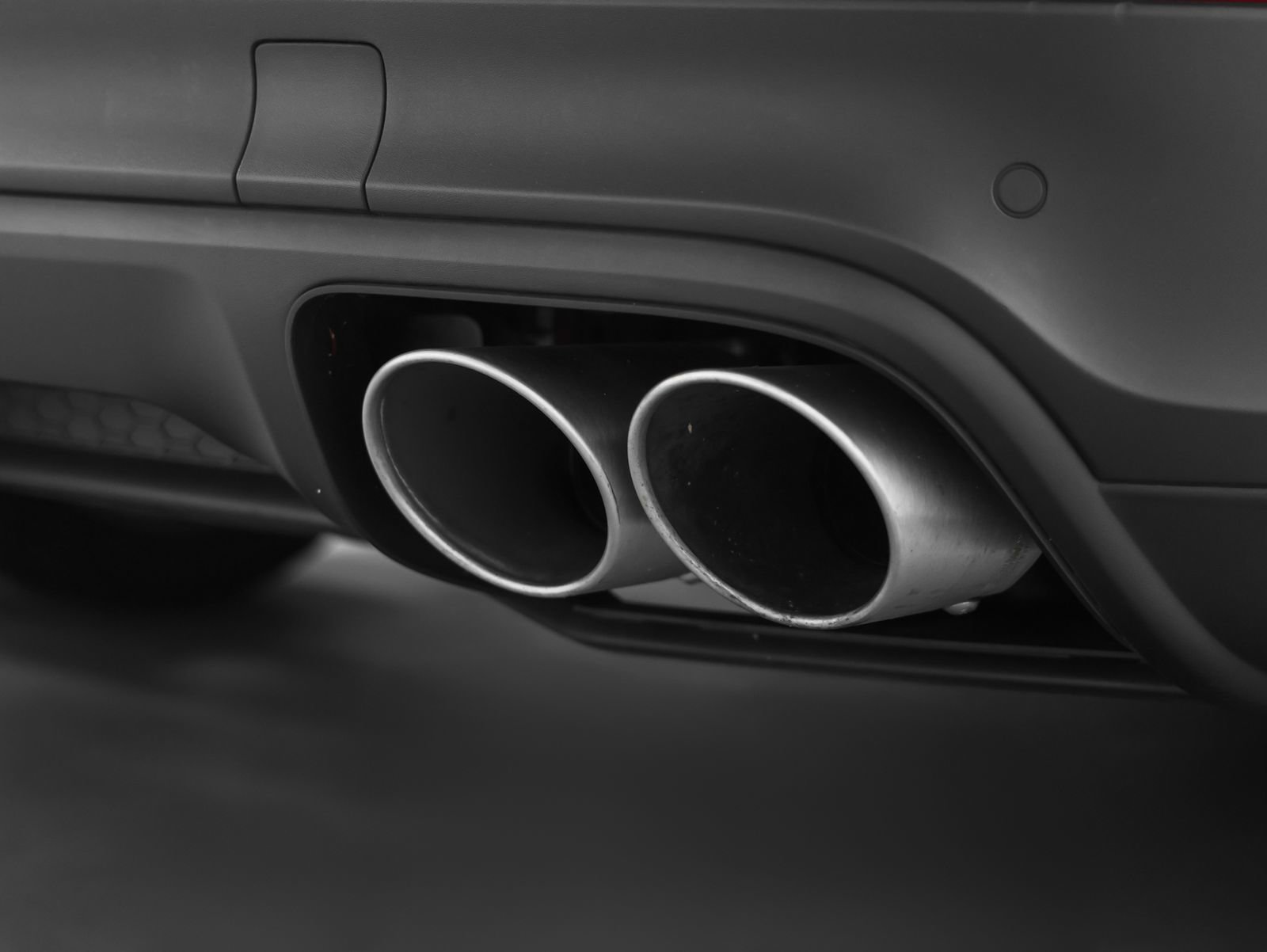 Certified 2023 Porsche Cayenne S AWD/4WD image 17