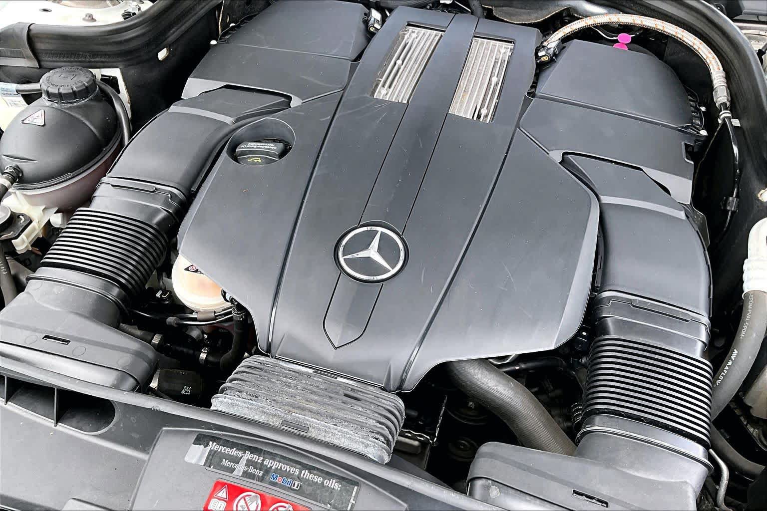 Used 2015 Mercedes-Benz E 400 4MATIC Sedan image 31