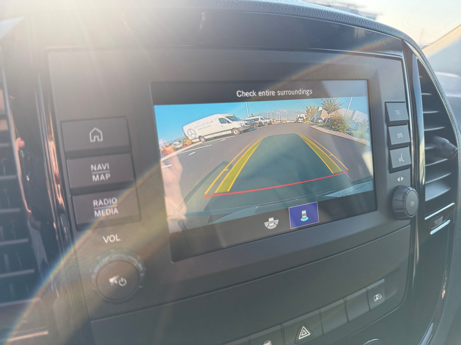 Used 2023 Mercedes-Benz Metris Passenger image 29