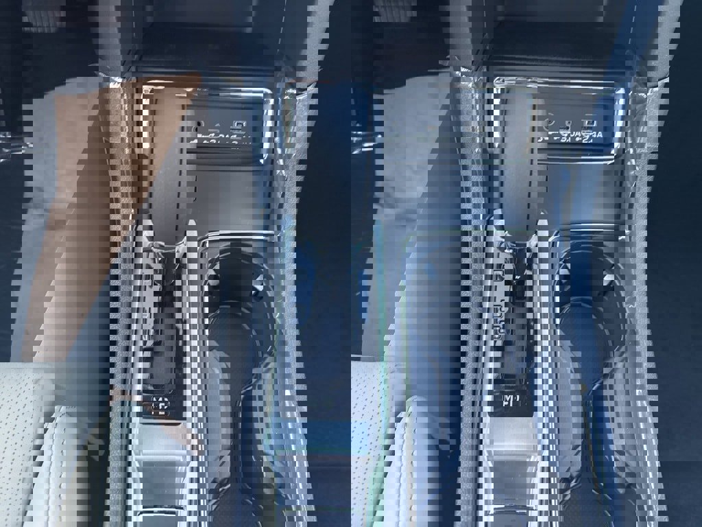 New 2025 Subaru Ascent Limited image 18