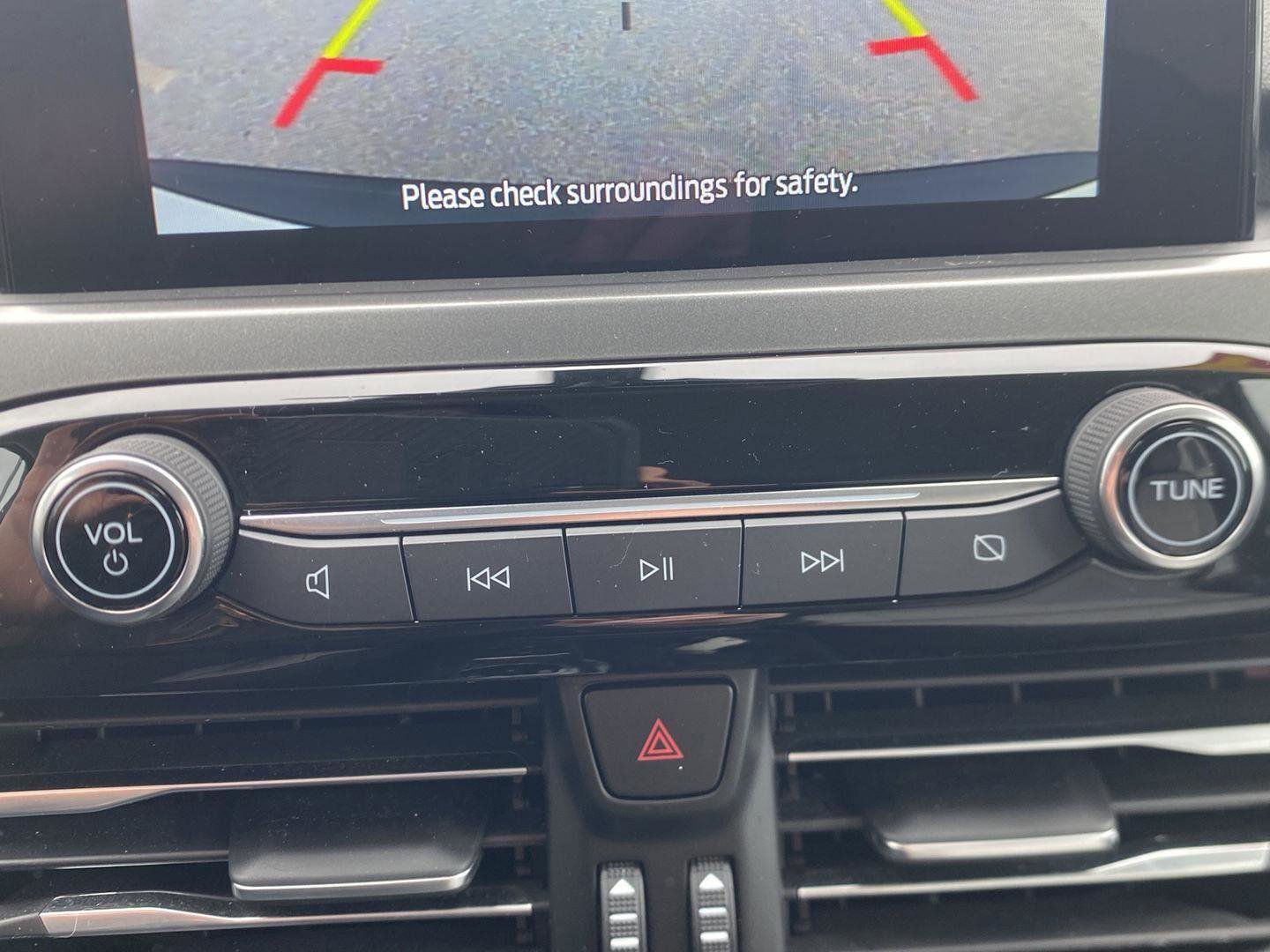 Used 2024 Ford Escape Active image 49