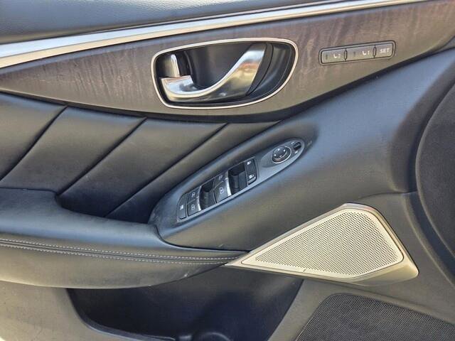 Used 2018 INFINITI Q50 Red Sport 400 w/ Sensory Package (Sport) image 12