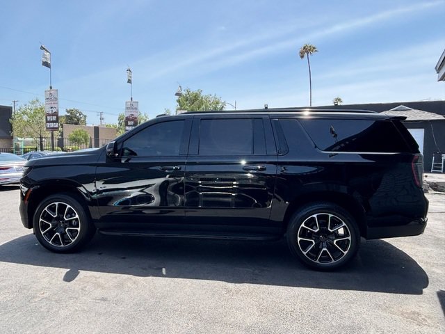Used 2025 Chevrolet Suburban RST w/ Comfort Package AWD/4WD image 23