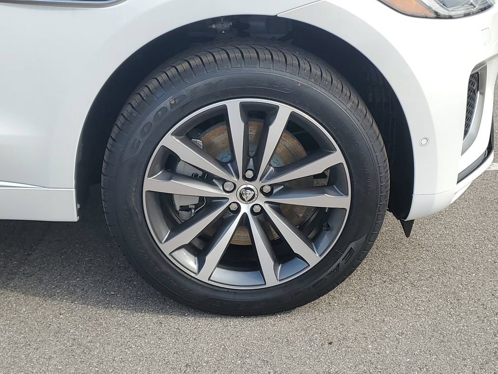 New 2026 Jaguar F-PACE R-Dynamic S AWD/4WD image 5