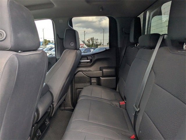 Used 2022 Chevrolet Silverado 1500 Custom image 13