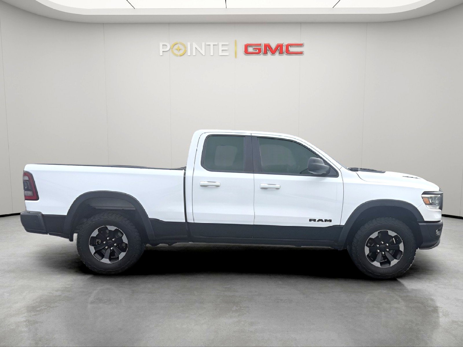 Used 2019 RAM 1500 Rebel image 9