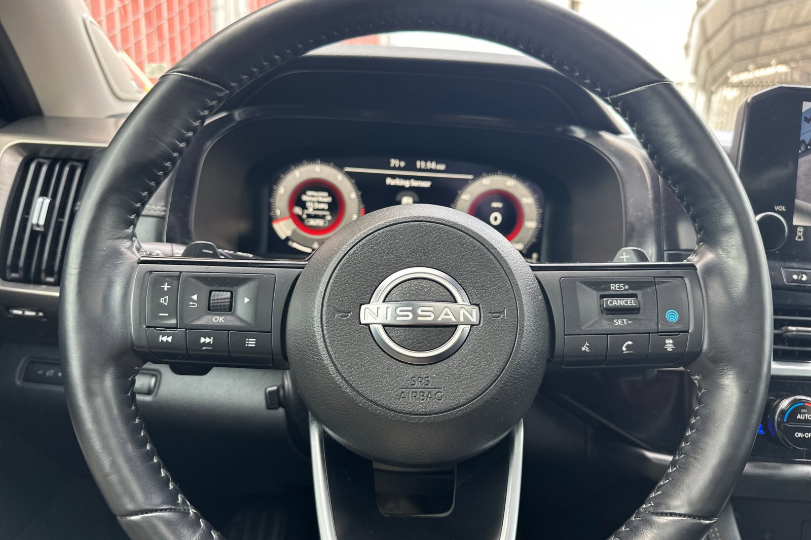 Certified 2022 Nissan Pathfinder Platinum w/ Cargo Package image 25