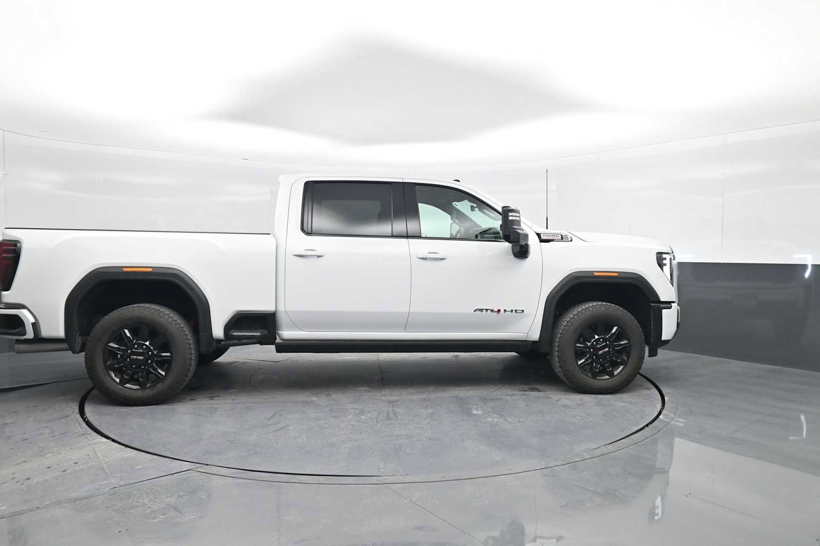 Certified 2024 GMC Sierra 2500 AT4 w/ AT4 Premium Plus Package image 9