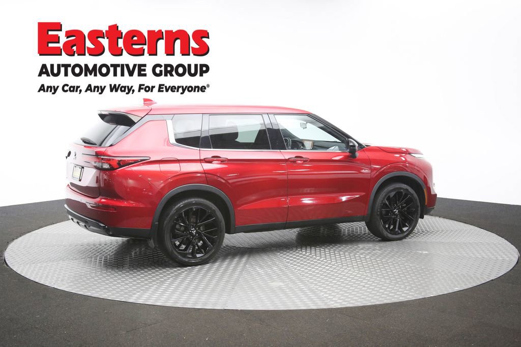 Used 2022 Mitsubishi Outlander SE FWD image 43