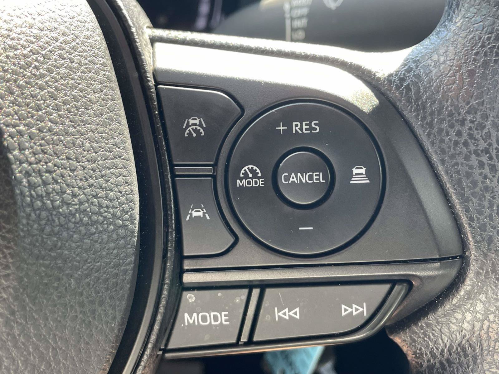 Used 2026 Toyota Corolla LE FWD image 20