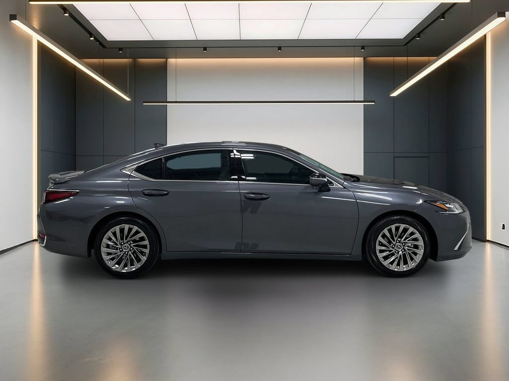 Used 2024 Lexus ES 300h Ultra Luxury FWD image 7