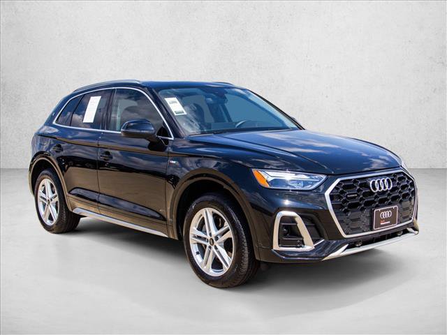 Certified 2024 Audi Q5 e Premium w/ Convenience Package AWD/4WD video 3