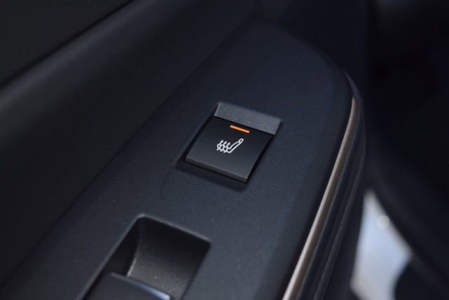 Used 2023 Toyota Crown Limited image 39